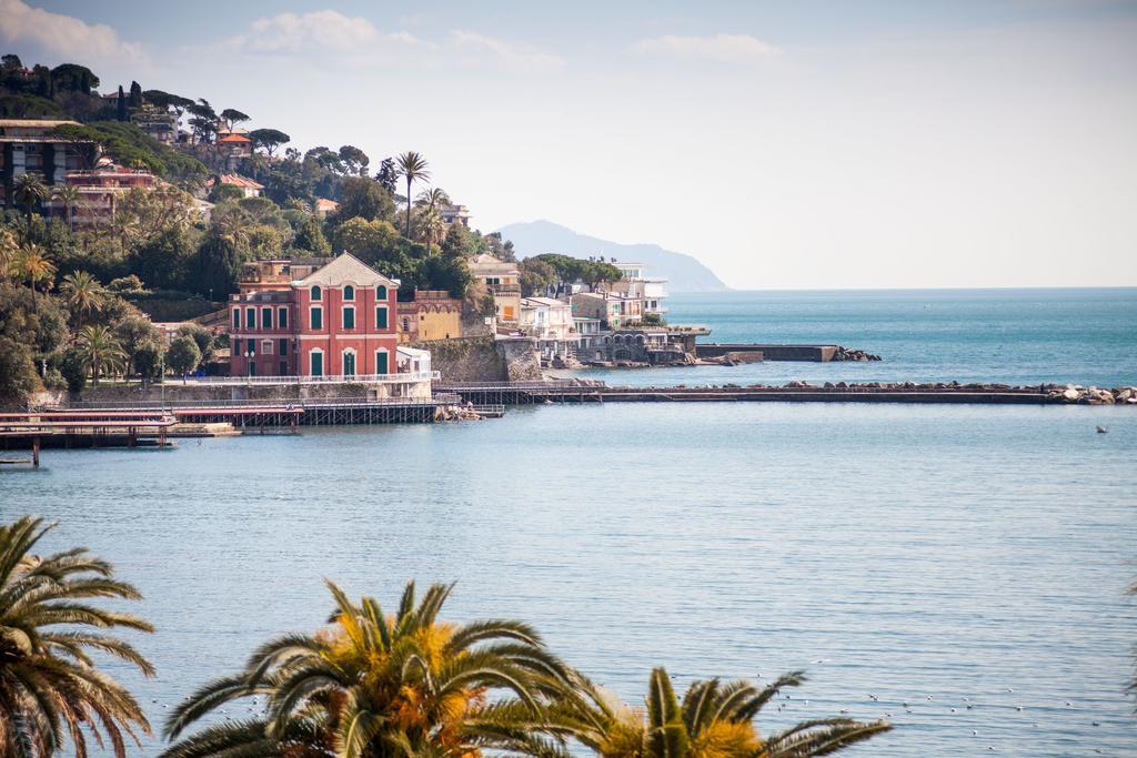 Hotel Vesuvio Rapallo Bagian luar foto