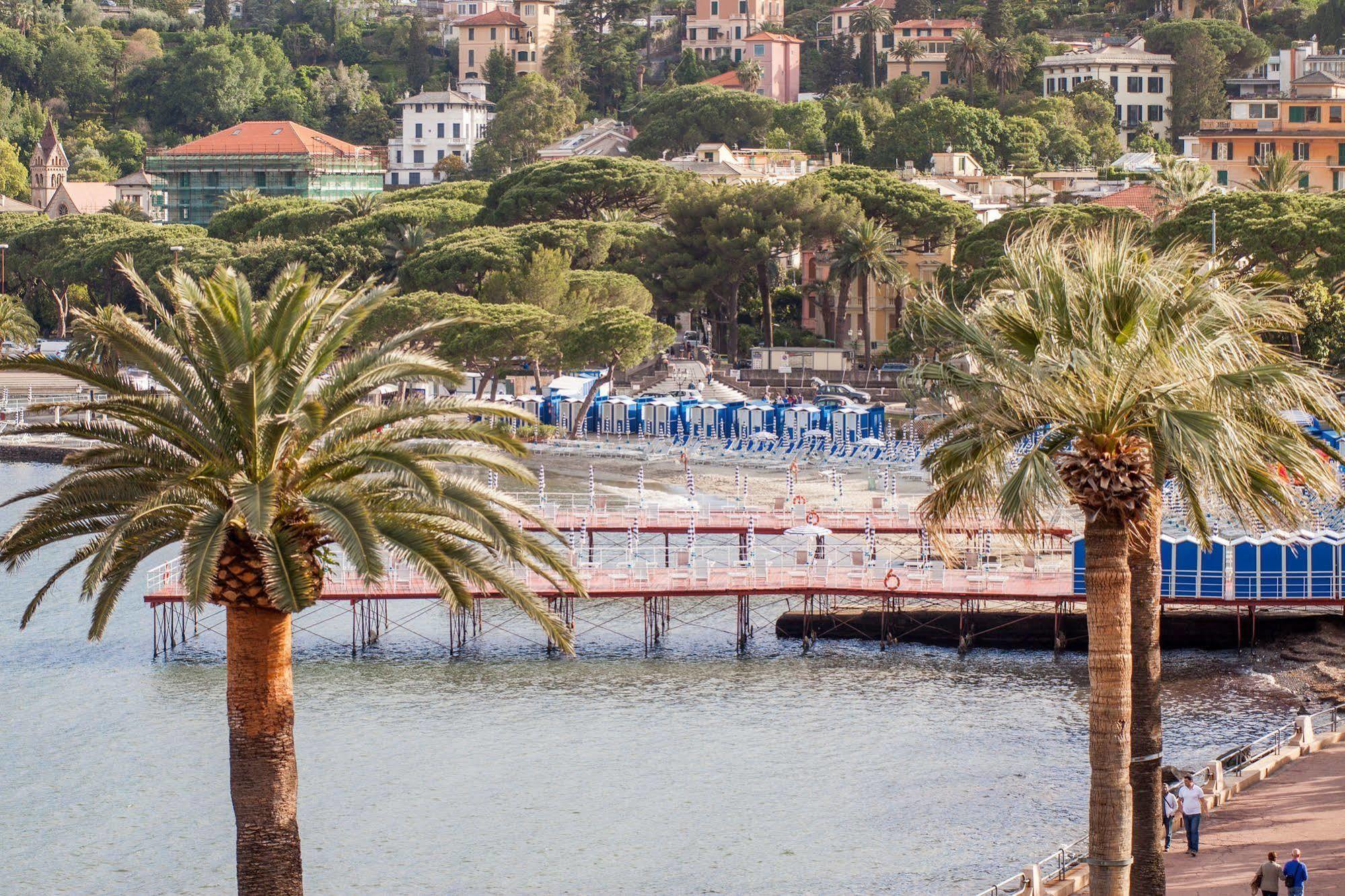 Hotel Vesuvio Rapallo Bagian luar foto